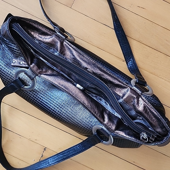 Joanel shoulder bag metallic color - Picture 9 of 10